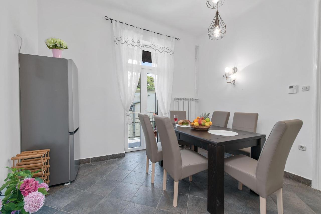 The Grand Mansion Residence On La Guardia Rijeka Extérieur photo