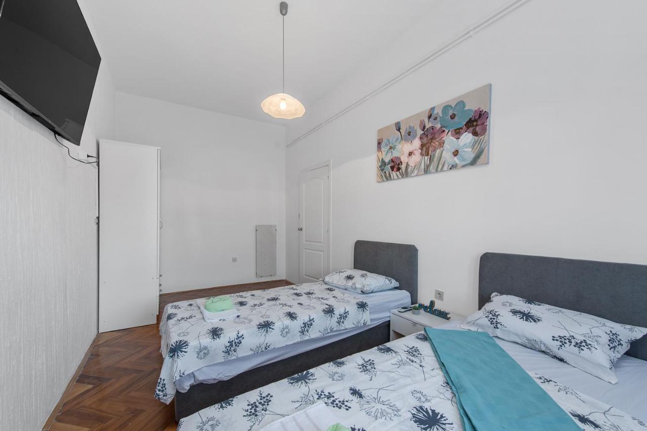 The Grand Mansion Residence On La Guardia Rijeka Extérieur photo