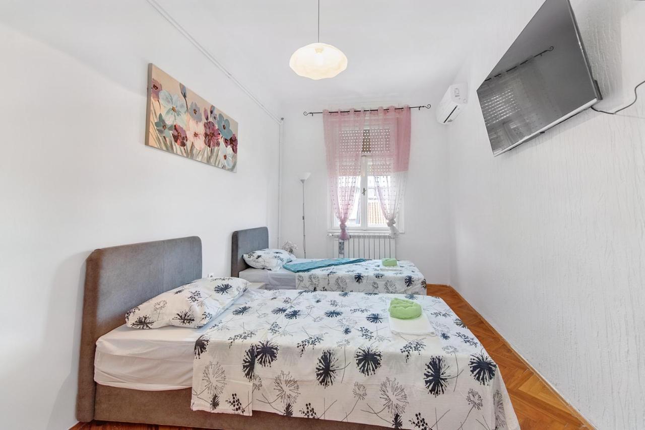 The Grand Mansion Residence On La Guardia Rijeka Extérieur photo
