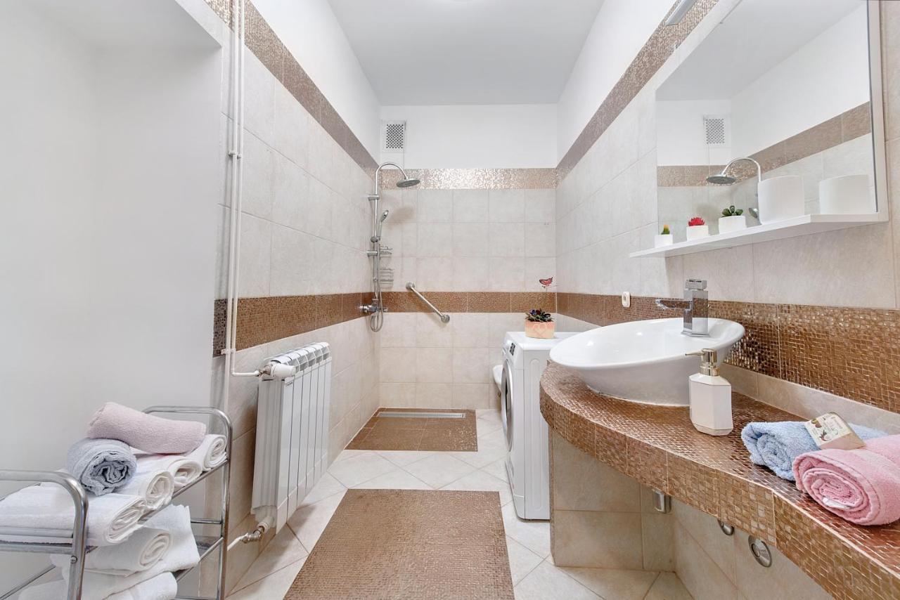 The Grand Mansion Residence On La Guardia Rijeka Extérieur photo